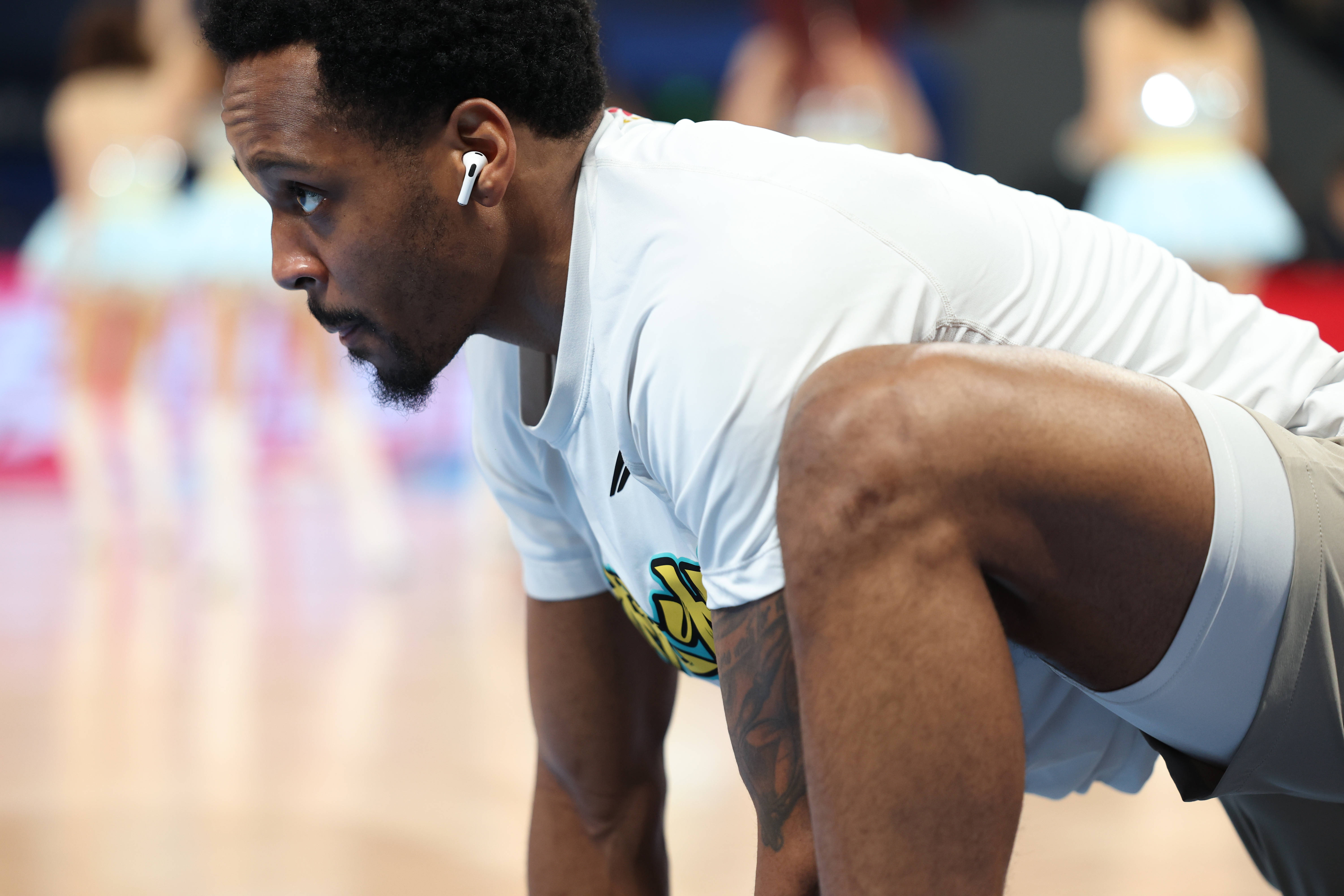 九游娱乐- 赛地聚焦：亚冠关键战热度飙升，不来梅主帅复盘，气氛紧张，心理建设被强调