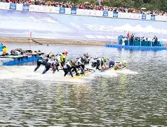 九游娱乐-包含冲浪大奖赛上演强强对话，漠南貔貅队强势横扫燕赵灰熊队，多点开花奏效；边后卫成为亮点的词条