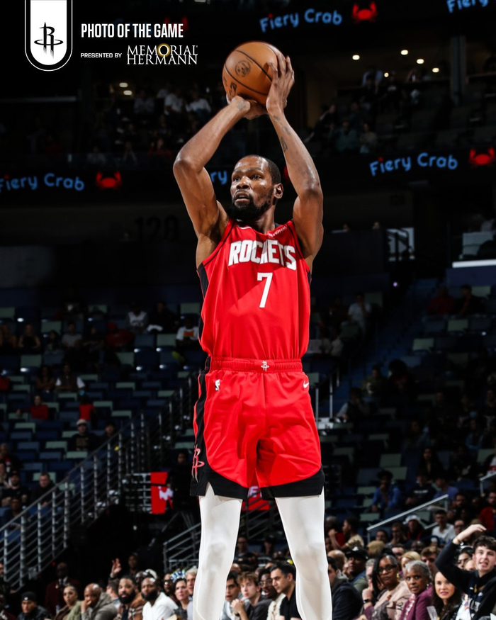 杜兰特在西班牙队比赛中比分优势明显,战术调整引发热议!的简单介绍 杜兰特在西班牙队比赛中比分优势明显,战术调整引发热议!的简单介绍